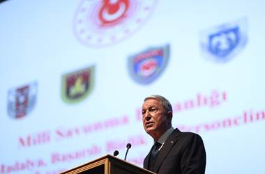 Başarılı Personel İçin Madalya ve Ödül Töreni Gerçekleştirildi 