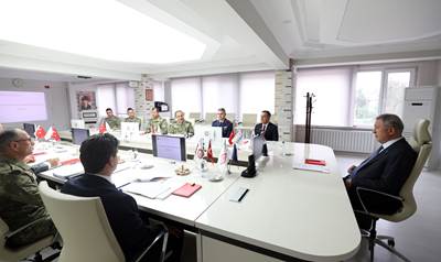Millî Savunma Bakanı Hulusi Akar, Kayseri’deki 2’nci Ana Bakım Fabrika Müdürlüğünde İnceleme ve Denetlemelerde Bulundu