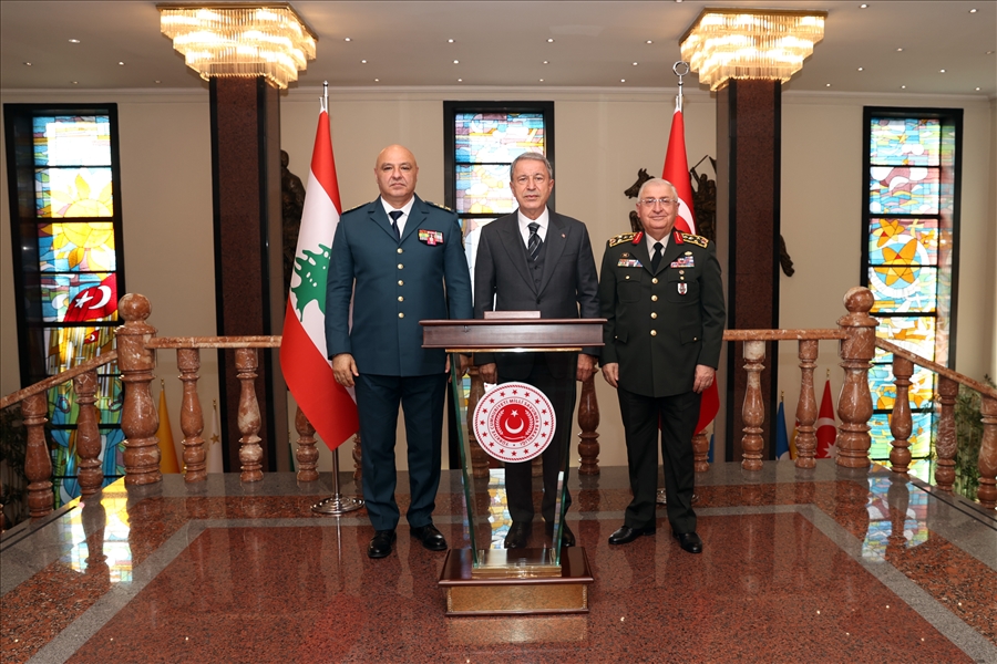Millî Savunma Bakanı Hulusi Akar, Lübnan Silahlı Kuvvetler Komutanı Korgeneral Joseph Aoun’u Kabul Etti