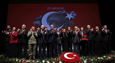 Millî Savunma Bakanı Hulusi Akar’a Gaziantep’te Özel Ödül