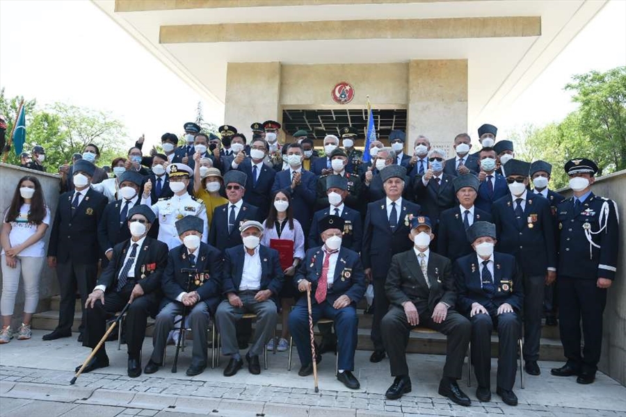 Kore Savaşı’nın 71’inci Yıl Dönümünde Ankara’daki Kore Parkı’nda Anma Töreni Düzenlendi