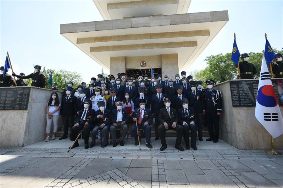 Kore Savaşı’nın 71’inci Yıl Dönümünde Ankara’daki Kore Parkı’nda Anma Töreni Düzenlendi
