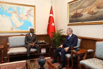 Millî Savunma Bakanı Hulusi Akar, Nijerya Federal Cumhuriyeti’nin Ankara Büyükelçisi İsmail Abba Yusuf’u Kabul Etti