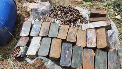 Pençe-Kilit Operasyonu Bölgesinde Teröristlere Ait Çok Sayıda Silah ve Mühimmat Ele Geçirildi