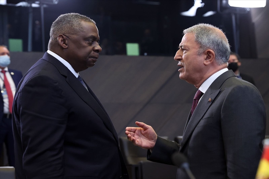 Millî Savunma Bakanı Hulusi Akar, ABD Savunma Bakanı Lloyd James Austin ile Telefon Görüşmesi Gerçekleştirdi
