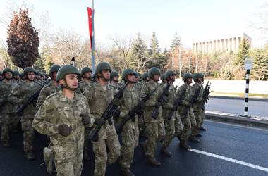 Atatürk’ün Ankara’ya Gelişinin 102’nci Yıl Dönümü Kutlamaları Kapsamında Atatürk Garnizon Koşusu Düzenlendi