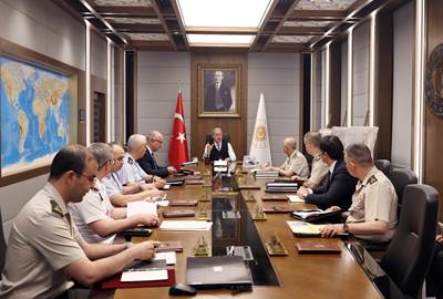 Millî Savunma Bakanı Hulusi Akar’dan İsveç ve Finlandiya’ya NATO Uyarısı: “Teröristlere Verdikleri Desteği Tamamen Kesmeden NATO Üyeliğine ‘Evet’ Dememiz Mümkün Değil”