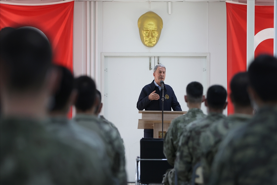 Millî Savunma Bakanı Hulusi Akar: “Yunanistan Bir Silahlanma Yarışı Tutturmuş Gidiyor, Üç Beş Uçakla Güç Dengelerinin Değişmesi Mümkün Değil.”