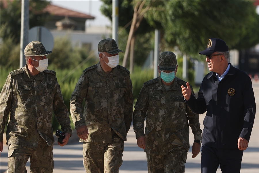 Millî Savunma Bakanı Hulusi Akar: “Yunanistan Bir Silahlanma Yarışı Tutturmuş Gidiyor, Üç Beş Uçakla Güç Dengelerinin Değişmesi Mümkün Değil.”