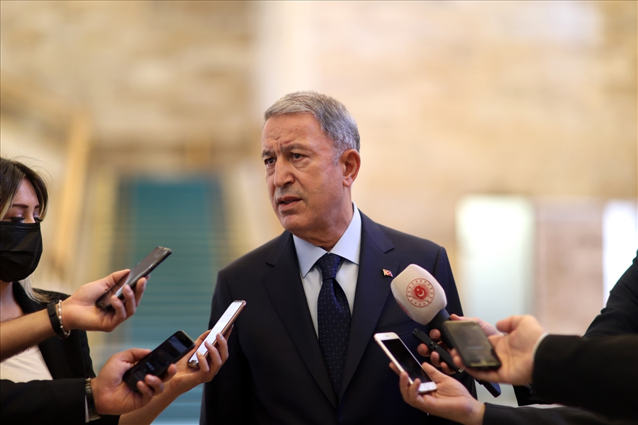 Millî Savunma Bakanı Hulusi Akar: “Bu Tezkere İle Bir Önceki Tezkere Arasında Fark Yok. Bunun Arkasında Bir Şey Aramaya Gerek Yok.”
