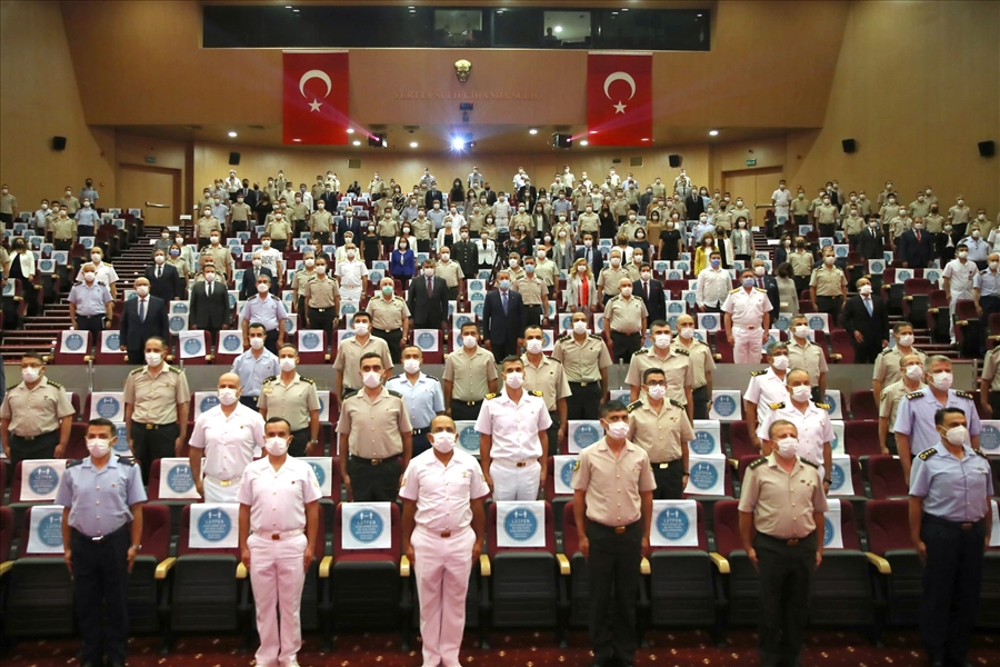 TSK’da Terfi Eden Personele Yeni Rütbeleri Verildi