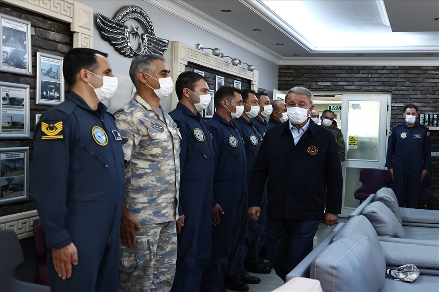 Bakan Hulusi Akar, Koca Yusuf’un Kokpitinde