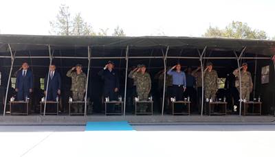 Millî Savunma Bakanı Hulusi Akar, Şırnak’taki 8’inci Hudut Alay Komutanlığına Sancak Verdi