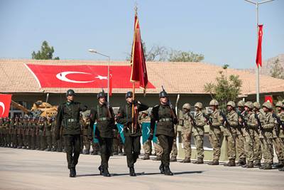 Millî Savunma Bakanı Hulusi Akar, Şırnak’taki 8’inci Hudut Alay Komutanlığına Sancak Verdi