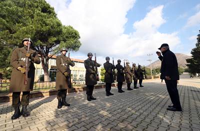 Millî Savunma Bakanı Hulusi Akar ve Beraberindeki TSK Komuta Kademesi, “Rüzgâr Alayı” Olarak da Bilinen 5’inci Komando Alay Komutanlığında İnceleme ve Denetlemelerde Bulundu