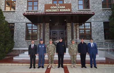 Millî Savunma Bakanı Hulusi Akar ve Beraberindeki TSK Komuta Kademesinden Gökçeada’ya Ziyaret