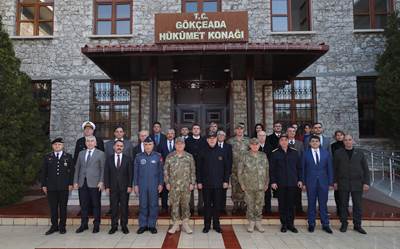 Millî Savunma Bakanı Hulusi Akar ve Beraberindeki TSK Komuta Kademesinden Gökçeada’ya Ziyaret