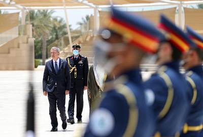 Millî Savunma Bakanı Hulusi Akar, Birleşik Arap Emirlikleri’nde Wahat Al Karama Şehitliğini Ziyaret Etti