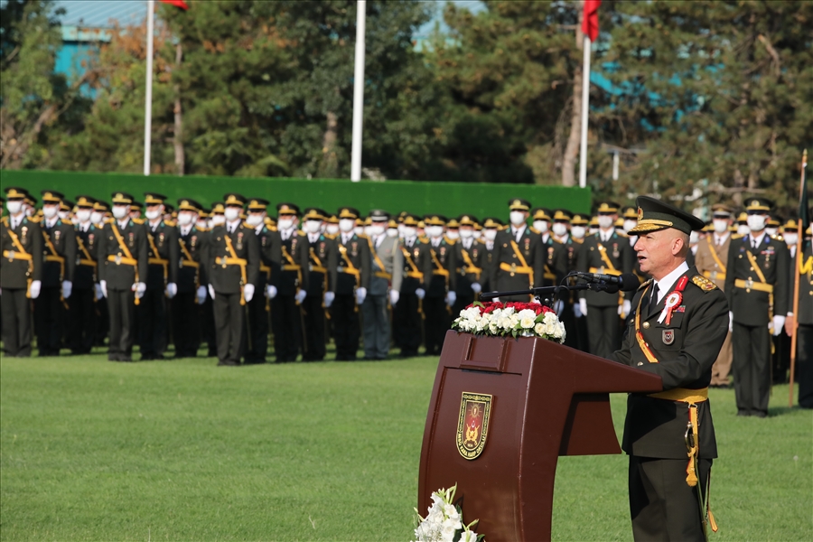 Cumhurbaşkanımız Sn. Erdoğan: “FETÖ İhanet Çetesi ile İrtibatı Olan Yaklaşık 21 Bin TSK Mensubunun Ordumuzla İlişiğini Kestik.”