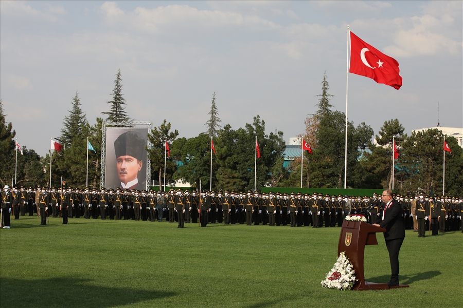 Cumhurbaşkanımız Sn. Erdoğan: “FETÖ İhanet Çetesi ile İrtibatı Olan Yaklaşık 21 Bin TSK Mensubunun Ordumuzla İlişiğini Kestik.”