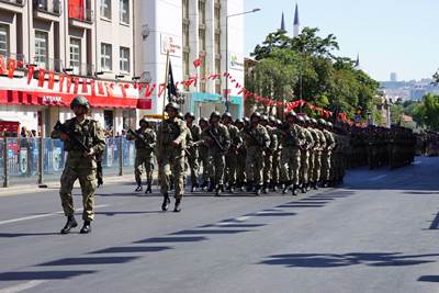 30 Ağustos Zafer Bayramı Dolayısıyla Ankara’da Yürüyüş Gerçekleştirildi