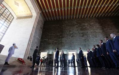 Cumhurbaşkanımız Sn. Erdoğan Başkanlığındaki Devlet Erkânı Anıtkabir’i Ziyaret Etti