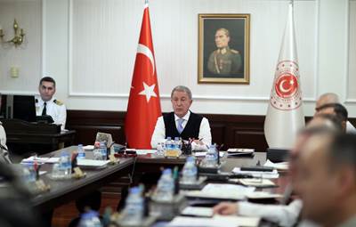 Millî Savunma Bakanı Hulusi Akar Başkanlığında Video Telekonferans Toplantısı Yapıldı