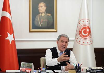 Millî Savunma Bakanı Hulusi Akar Başkanlığında Video Telekonferans Toplantısı Yapıldı
