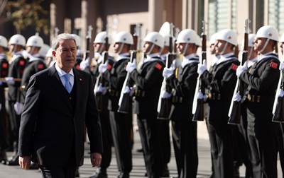 Millî Savunma Bakanı Hulusi Akar Başkanlığında Video Telekonferans Toplantısı Yapıldı