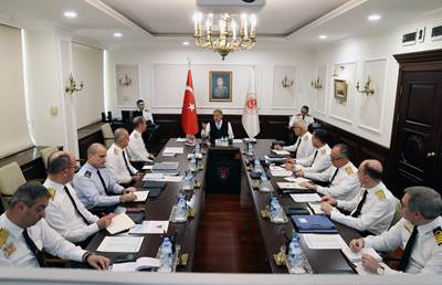 Millî Savunma Bakanı Hulusi Akar Başkanlığında Video Telekonferans Toplantısı Yapıldı