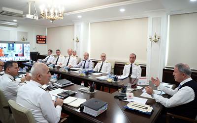 Millî Savunma Bakanı Hulusi Akar Başkanlığında Video Telekonferans Toplantısı Yapıldı