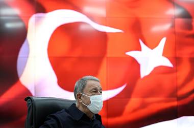 Millî Savunma Bakanı Hulusi Akar, Suriye Sınır Hattında Toplantı Yaptı