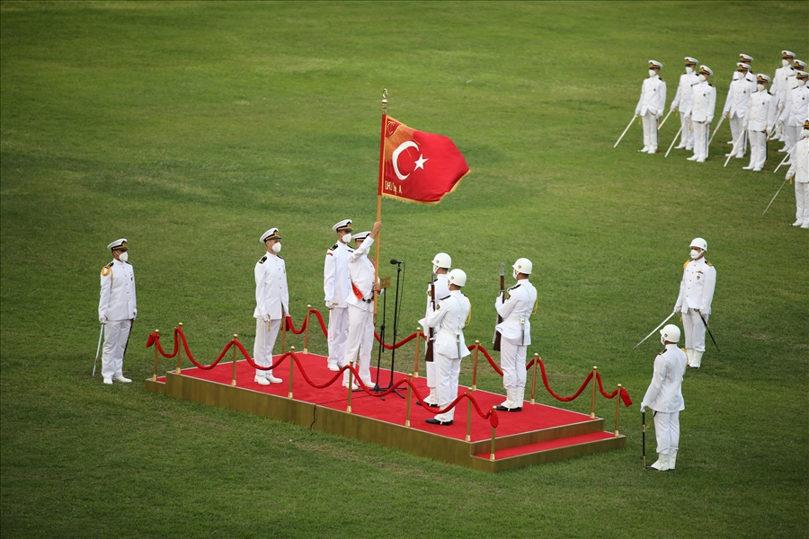 Cumhurbaşkanımız Sn. Erdoğan Teğmenlere Seslendi: “Türk Silahlı Kuvvetlerimiz Artık Daha Güçlüdür, Daha Kabiliyetlidir, Daha Öz Güvenlidir.”