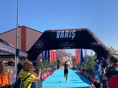 TSK Spor Gücü Takımı, 2022 Eğirdir Triatlon Türkiye Kupası’nda Önemli Başarılar Elde Etti