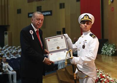 Cumhurbaşkanımız Sayın Erdoğan, Deniz ve Hava Harp Okulu Diploma Alma ve Sancak Devir Teslim Töreni'nde Konuştu