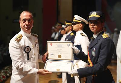 Cumhurbaşkanımız Sayın Erdoğan, Deniz ve Hava Harp Okulu Diploma Alma ve Sancak Devir Teslim Töreni'nde Konuştu