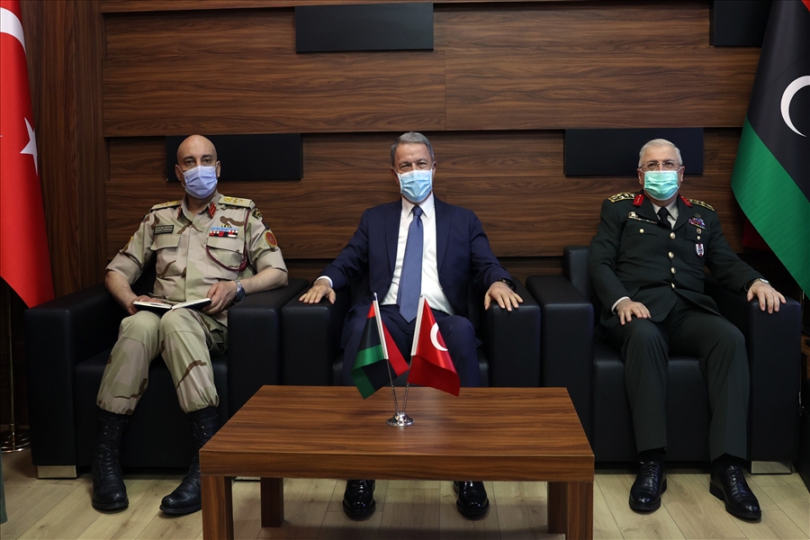 Millî Savunma Bakanı Hulusi Akar Libya'da
