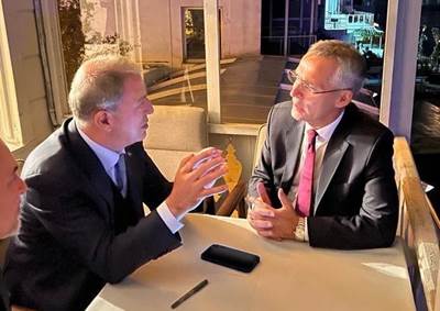 Millî Savunma Bakanı Hulusi Akar, NATO Genel Sekreteri ile Bir Araya Geldi
