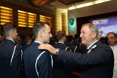 Millî Savunma Bakanı Hulusi Akar ve Beraberindeki TSK Komuta Kademesi Hava Harp Okulu Yeni Eğitim Öğretim Yılının Açılış Törenine Katıldı