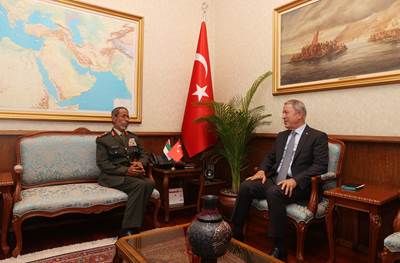 Millî Savunma Bakanı Hulusi Akar, Birleşik Arap Emirlikleri Genelkurmay Başkanı Korg. Al-Rumaithi’yi Kabul Etti
