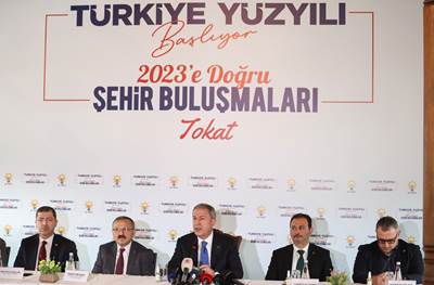 Millî Savunma Bakanı Hulusi Akar’dan Yunanistan’a: “Güvendiğiniz Dağlara Karlar Yağmadan Aklınızı Başınıza Alın, Ayaklarınız Yere Bassın!”