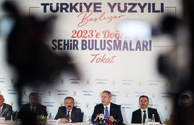 Millî Savunma Bakanı Hulusi Akar’dan Yunanistan’a: “Güvendiğiniz Dağlara Karlar Yağmadan Aklınızı Başınıza Alın, Ayaklarınız Yere Bassın!”