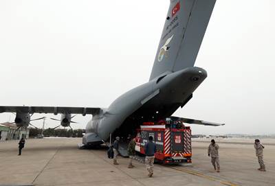 Mehmetçik Deprem Bölgesinde Vatandaşlarımızın Yardımına Koşmaya Devam Ediyor