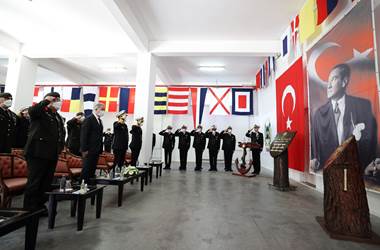 Millî Savunma Bakanı Hulusi Akar, SAT ve SAS Özel İhtisas Kursları Diploma Töreni’ne Katıldı
