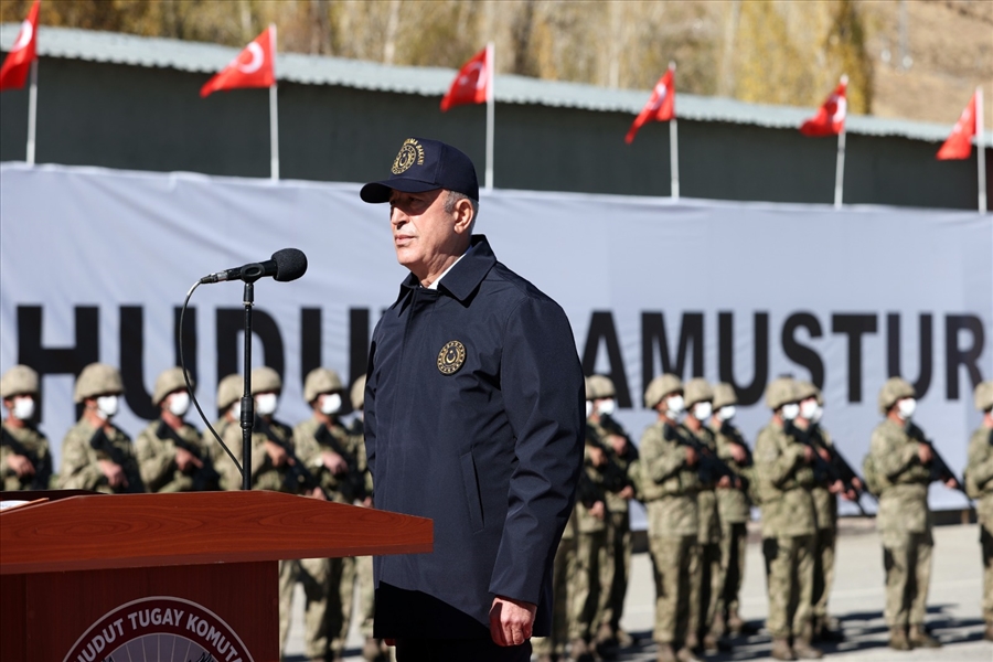 Millî Savunma Bakanı Hulusi Akar, Sancak Tevdi Töreni’nde Konuştu