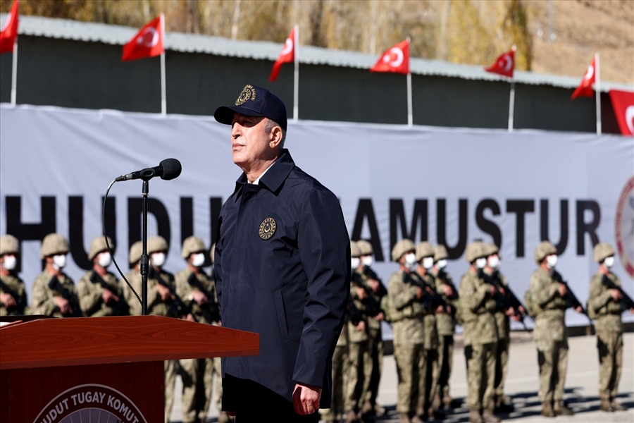 Millî Savunma Bakanı Hulusi Akar, Sancak Tevdi Töreni’nde Konuştu