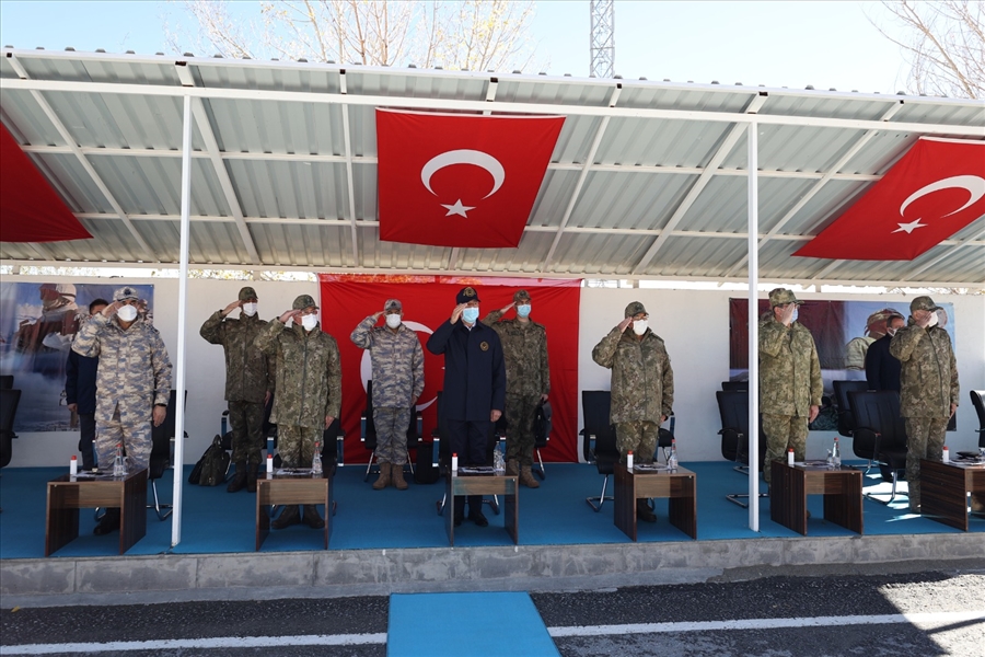 Millî Savunma Bakanı Hulusi Akar, Sancak Tevdi Töreni’nde Konuştu