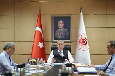 Millî Savunma Bakanı Hulusi Akar: “ABD Savunma Bakanlığından Bir Heyet Türkiye’ye Geldi, Türkiye-ABD Üst Düzey Savunma Grubu Toplantısı Yapılıyor”