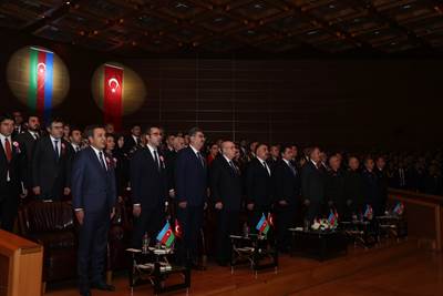 Millî Savunma Bakanı Hulusi Akar ve Azerbaycan Cumhurbaşkanı Yardımcısı Hikmet Haciyev, Azerbaycan Zafer Günü Dolayısıyla Düzenlenen Resepsiyona Katıldı