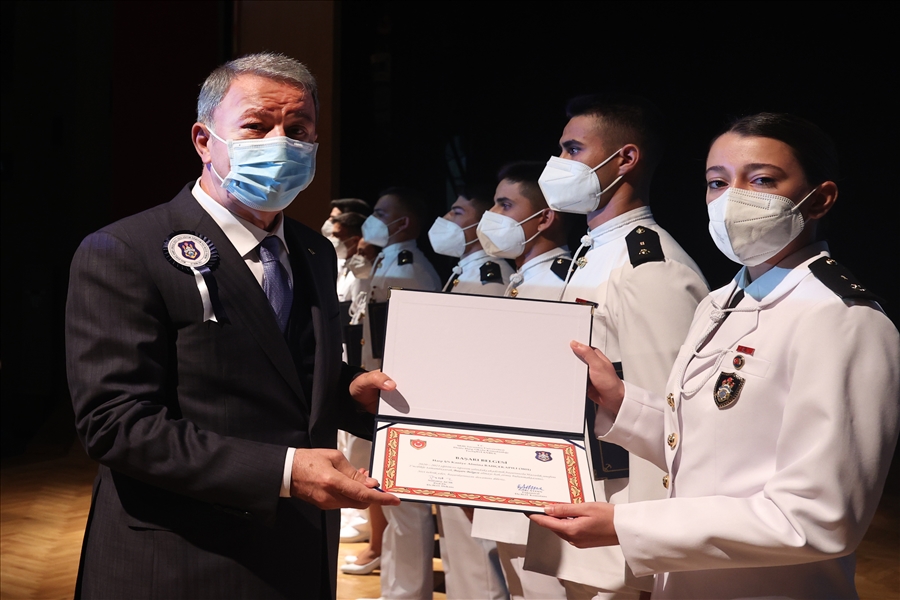Millî Savunma Bakanı Hulusi Akar’dan Yunanistan’a “Provokasyon” Tepkisi 